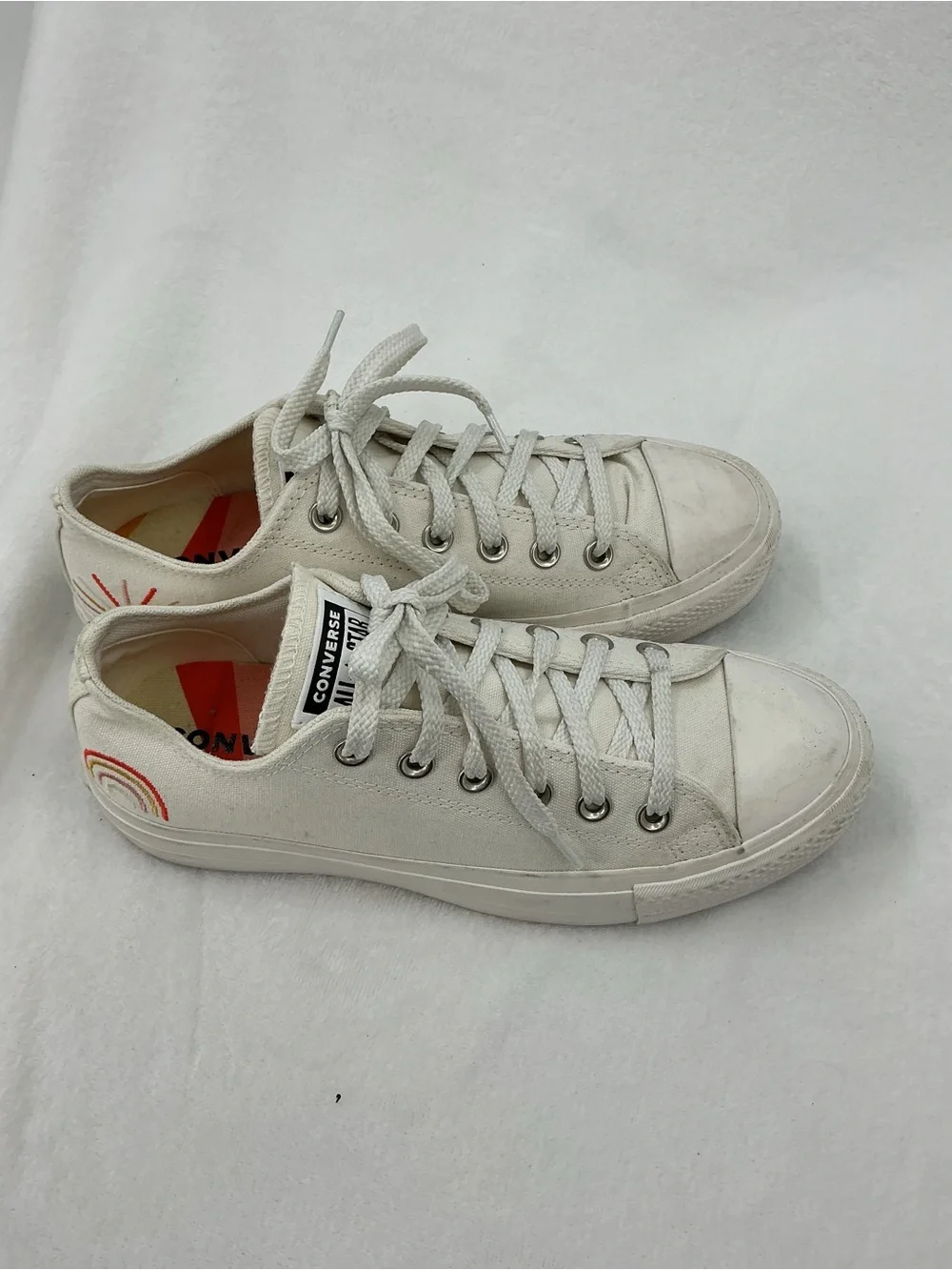 Converse Low Top Canvas Sneakers - Off-White with Red Accent B32